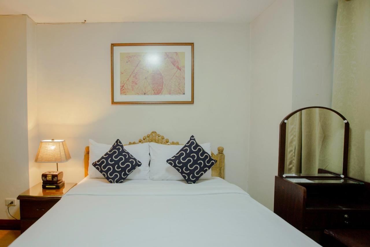 Newgrange Condotel Ciudad Quezon Exterior foto