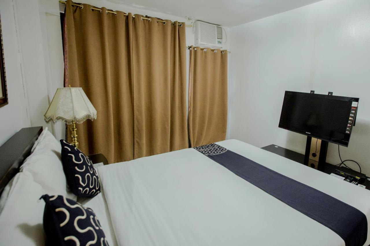Newgrange Condotel Ciudad Quezon Exterior foto