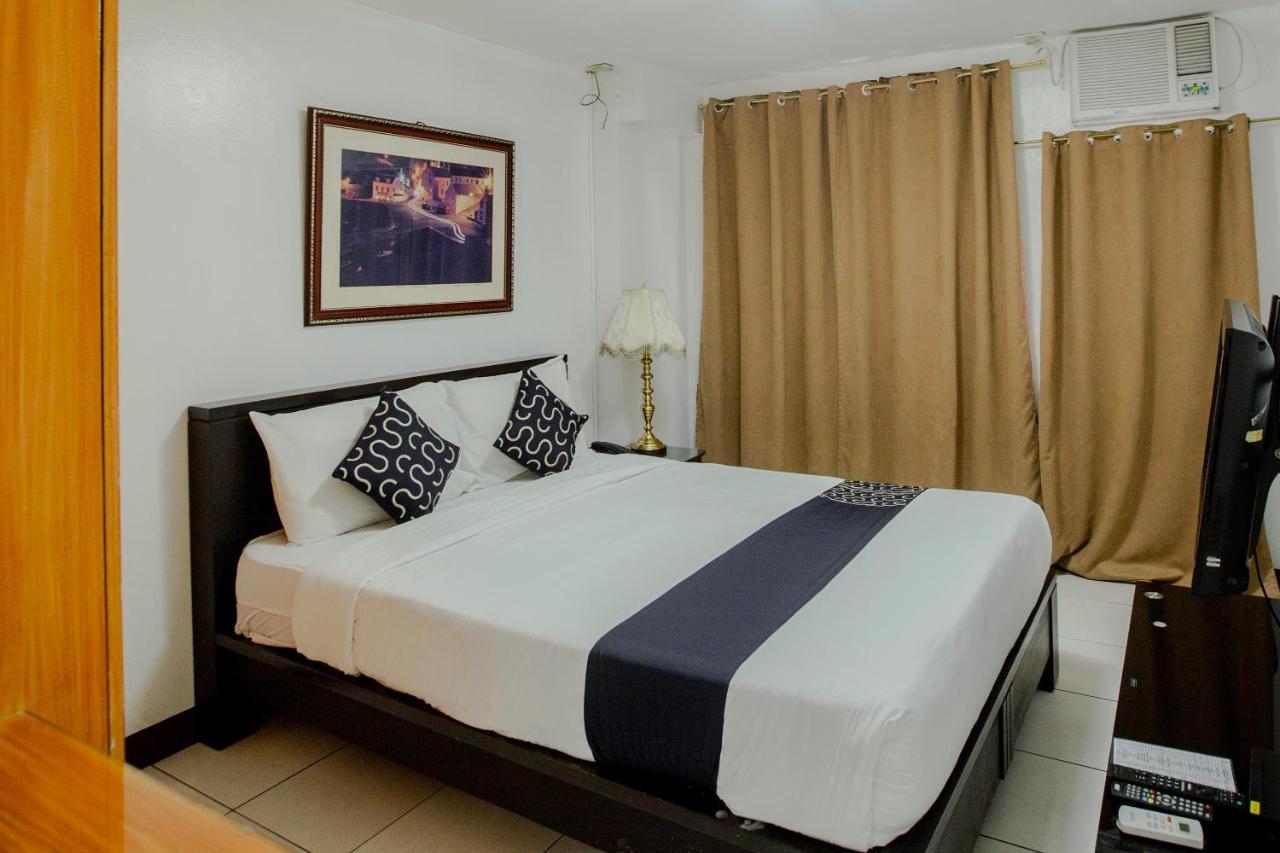 Newgrange Condotel Ciudad Quezon Exterior foto