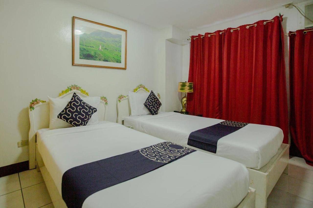 Newgrange Condotel Ciudad Quezon Exterior foto